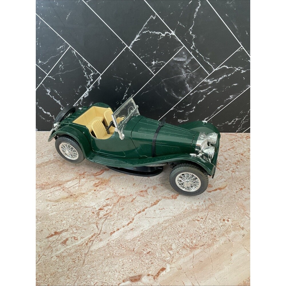Jaguar SS 100 Burago made in Italy diecast